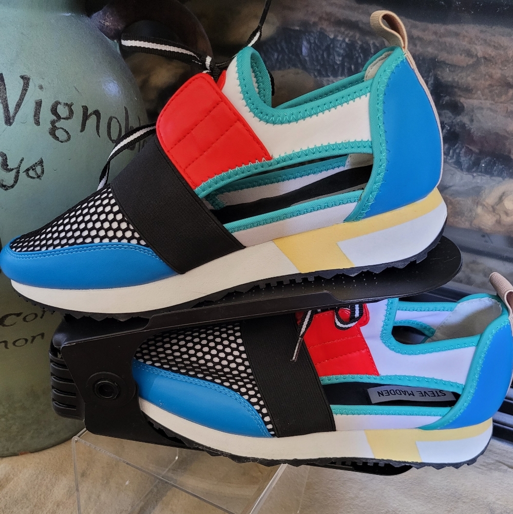 Steve Madden Antics Sneakers size 7.5